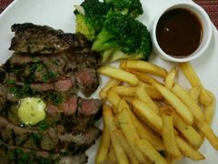 -WOLFGANG PUCK KITCHEN & BAR(迪士尼小镇店)