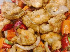 -虾弄弄海派小龙虾·牛羊蝎子火锅