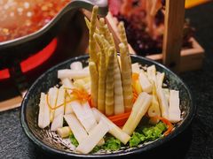 笋尖-湊湊火锅·茶憩(打浦桥日月光店)