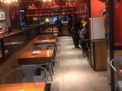 大堂-渝是乎酸菜鱼(龙旗购物中心店)