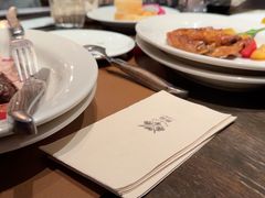 -食间牛排(重庆路万达店)