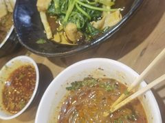 -万记麻辣烫国展总店