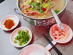 跷脚牛肉（小锅）-吃不恼火·江湖菜·小酒馆(日月光田子坊店)