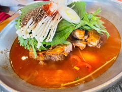 -喇喇排骨火锅·传统韩式脊骨汤(望京西园总店)
