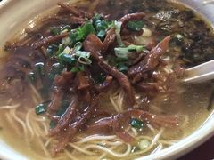 -佬钱湾仔(衣裳街店)