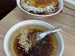 -洪记凉米线(新兴路店)