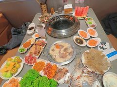 -黑金·寻焰自助百汇·烤肉·火锅(中街店)