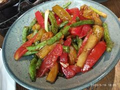 -蜜桃餐厅·伴山(湖滨商业街店)