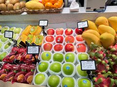 -每日新鲜水果吧(芮欧百货店)