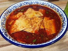 红油米线加豆皮-老字号杨坡红油米线腊汁肉夹馍(东四道巷店)