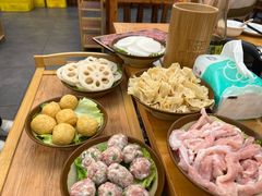 -黔三一夺夺粉酸汤火锅(百信店)