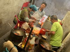 -老婆婆炒饭(小白楼1902欧式风情街店)