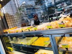 -鲍师傅糕点(江苏路店)
