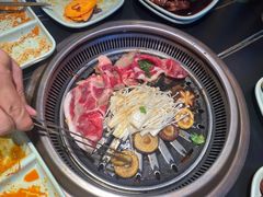 -梨花自助烤肉(西三旗万象汇黑金店)