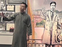 -龙华烈士纪念馆-停车场