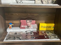 -诺柯视眼镜-蔡司依视路官方工厂店(淞南一店)