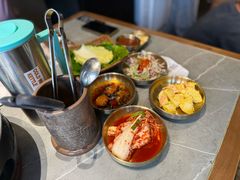 -草家酱蟹炭火烤肉店(珲春南路一店)