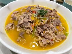 酸汤肥牛-蝶园·装修中(BFC外滩金融中心店)