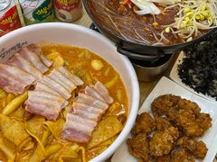 -火鸡爪东大门猎奇炒年糕