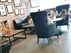 大堂-星巴克(海桐路店)