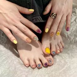 -桃色美甲沙龙