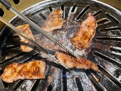 -炼火烤肉店
