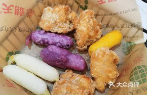 Korean Fried Chicken with Rice Cake