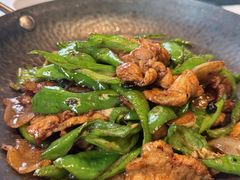 浏阳辣椒炒肉-大鸭梨烤鸭(金色漫香店)