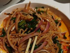 -八府香鸭·啫啫煲(华山路店)