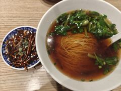 蕈油红汤面-君东记本帮面馆(天钥桥路店)