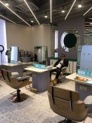 -PE SALON 