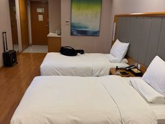 -全季酒店(郑州建设路碧沙岗地铁站店)