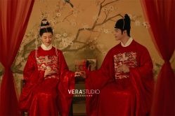 -至臻微拉婚纱摄影