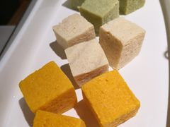 三色冻豆腐-左庭右院鲜牛肉火锅(浦江欢乐颂店)