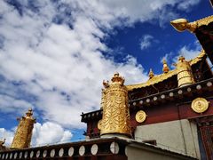 -噶丹松赞林寺