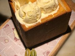 面包诱惑-绿茶餐厅(成都大悦城店)