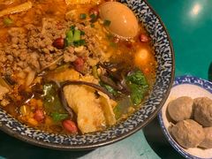 -粉家柳州螺蛳粉(杨宅路店)