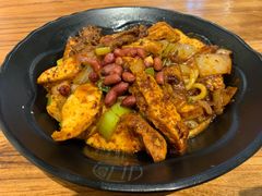 新疆炒米粉和馕双拼-西宁新千观光夜市(夏都大街店)
