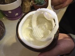 -志龙皇冠吃货椰子铺