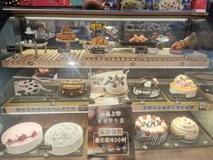 面包甜点陈列柜-DQ·蛋糕·冰淇淋(苏州中心店)