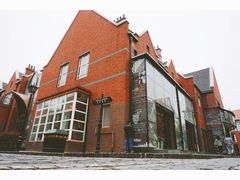 -钟书阁(松江泰晤士小镇店)