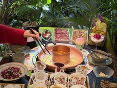 -菌自由丨野生菌火锅特色庭院餐厅(丽江古城店)