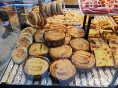 -向阳松鼠(三门井店)