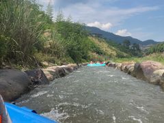 -龙井峡漂流