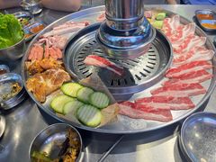 -哈哈碳都·牛肋条无限自助烤肉(台江万达店)