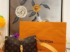 -LV路易威登(杭州万象城店)