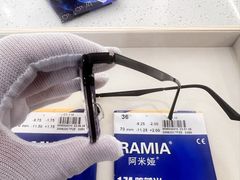 -视野联行眼镜·蔡司·尼康·豪雅·依视路(青浦宝龙店)