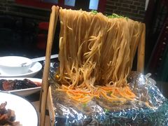 -东口码头·烧鸽子·鱼头泡饼·地方菜(金鹰悦城店)