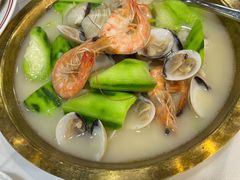 -明本湛江鸡•海鲜小厨(陈家祠店)