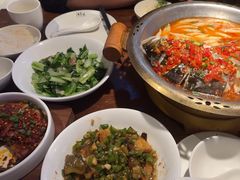 -湖兰金牌小炒肉(椒江万达店)